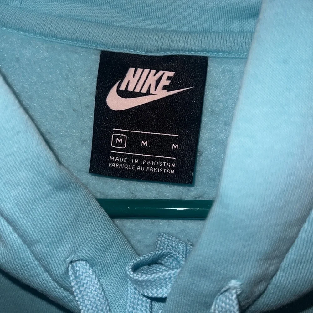 NIKE hoodie. Light blue. Size M. - Picture 5 of 6